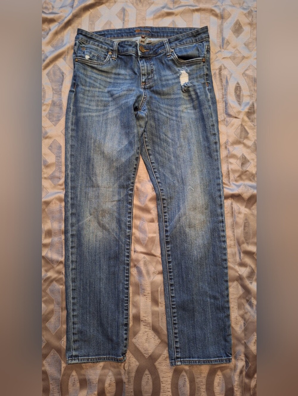Kut from the Kloth Women's Boyfriend Jeans. Sz 8
